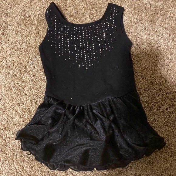 Dance bundle with skirted leotards and tights - Picture 2 of 14